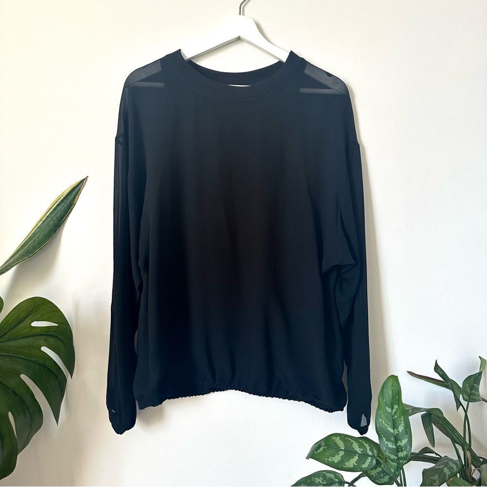 Aritzia Babaton 100% Silk Sheer Top in Black Size M